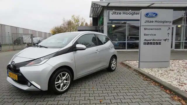 Photo 1 : Toyota Aygo 2017 Essence