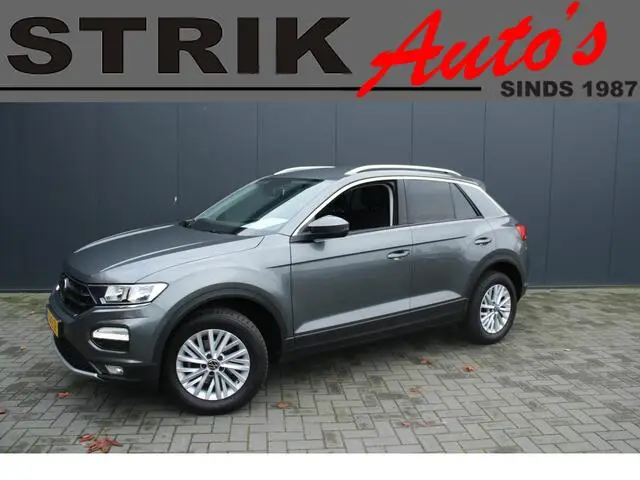 Photo 1 : Volkswagen T-roc 2020 Petrol