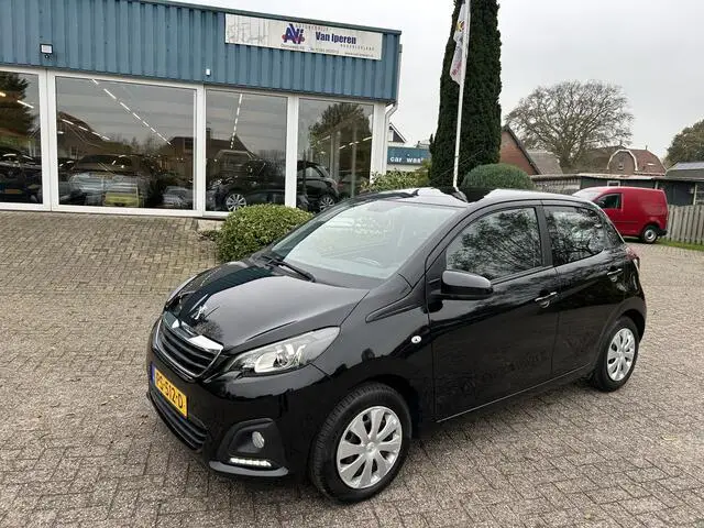 Photo 1 : Peugeot 108 2017 Essence