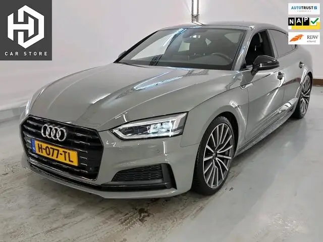 Photo 1 : Audi A5 2020 Hybride