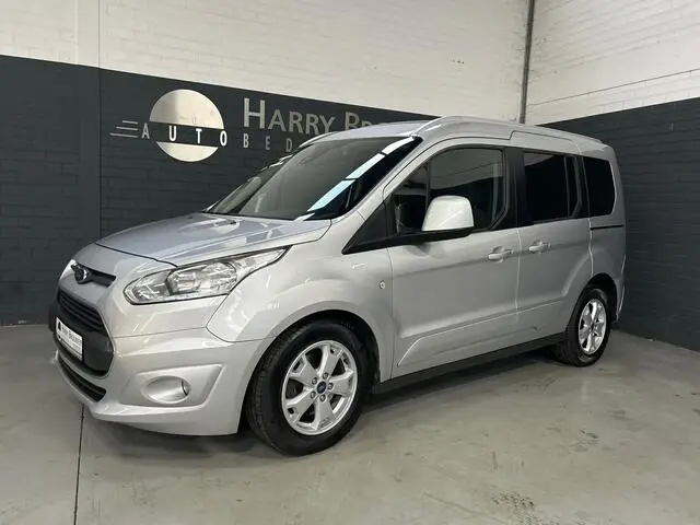 Photo 1 : Ford Tourneo 2016 Petrol