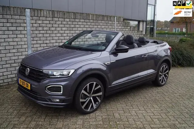 Photo 1 : Volkswagen T-roc 2021 Essence