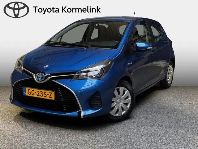 Photo 1 : Toyota Yaris 2015 Hybrid