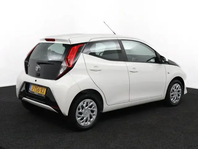 Photo 1 : Toyota Aygo 2020 Essence