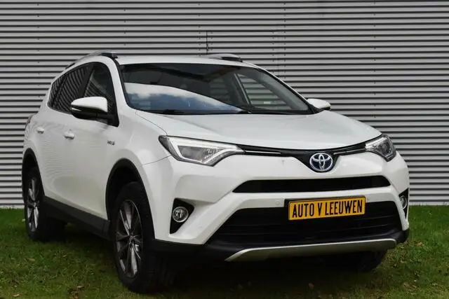 Photo 1 : Toyota Rav4 2016 Hybride