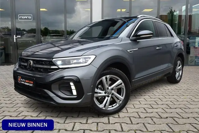 Photo 1 : Volkswagen T-roc 2023 Essence