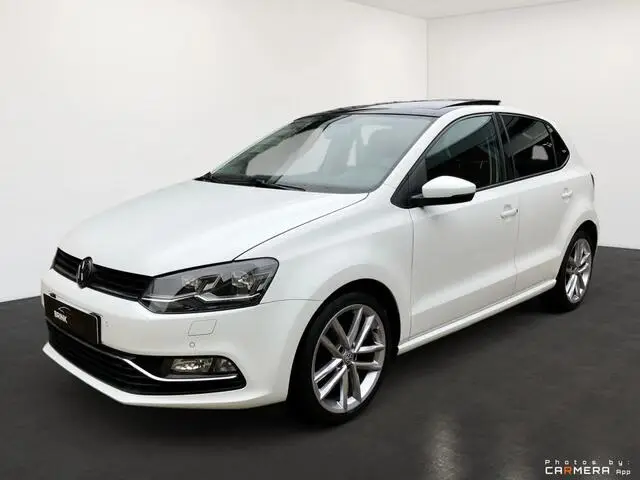 Photo 1 : Volkswagen Polo 2016 Petrol