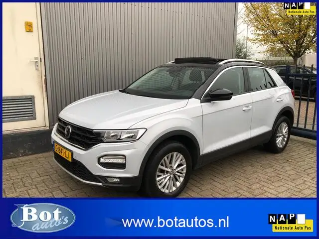 Photo 1 : Volkswagen T-roc 2019 Essence