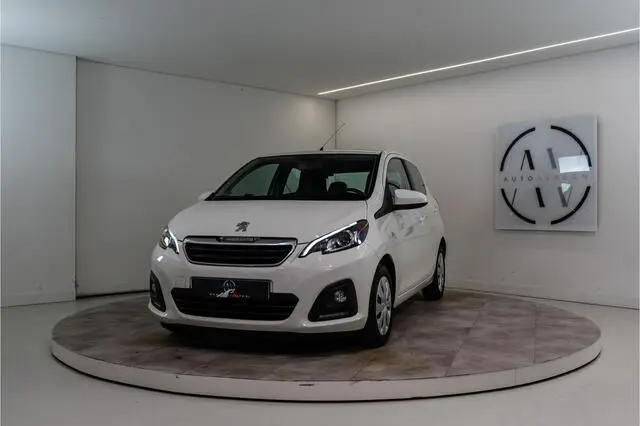 Photo 1 : Peugeot 108 2016 Petrol