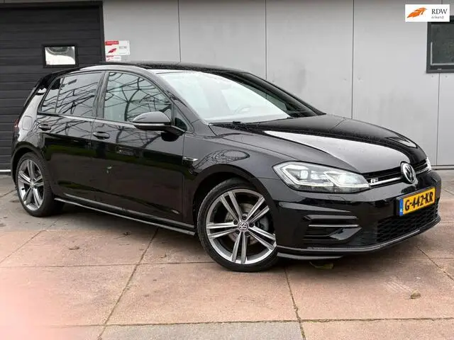 Photo 1 : Volkswagen Golf 2019 Essence