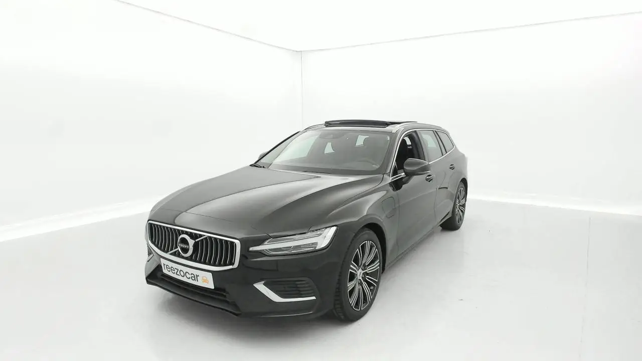 Photo 1 : Volvo V60 2021 Hybride