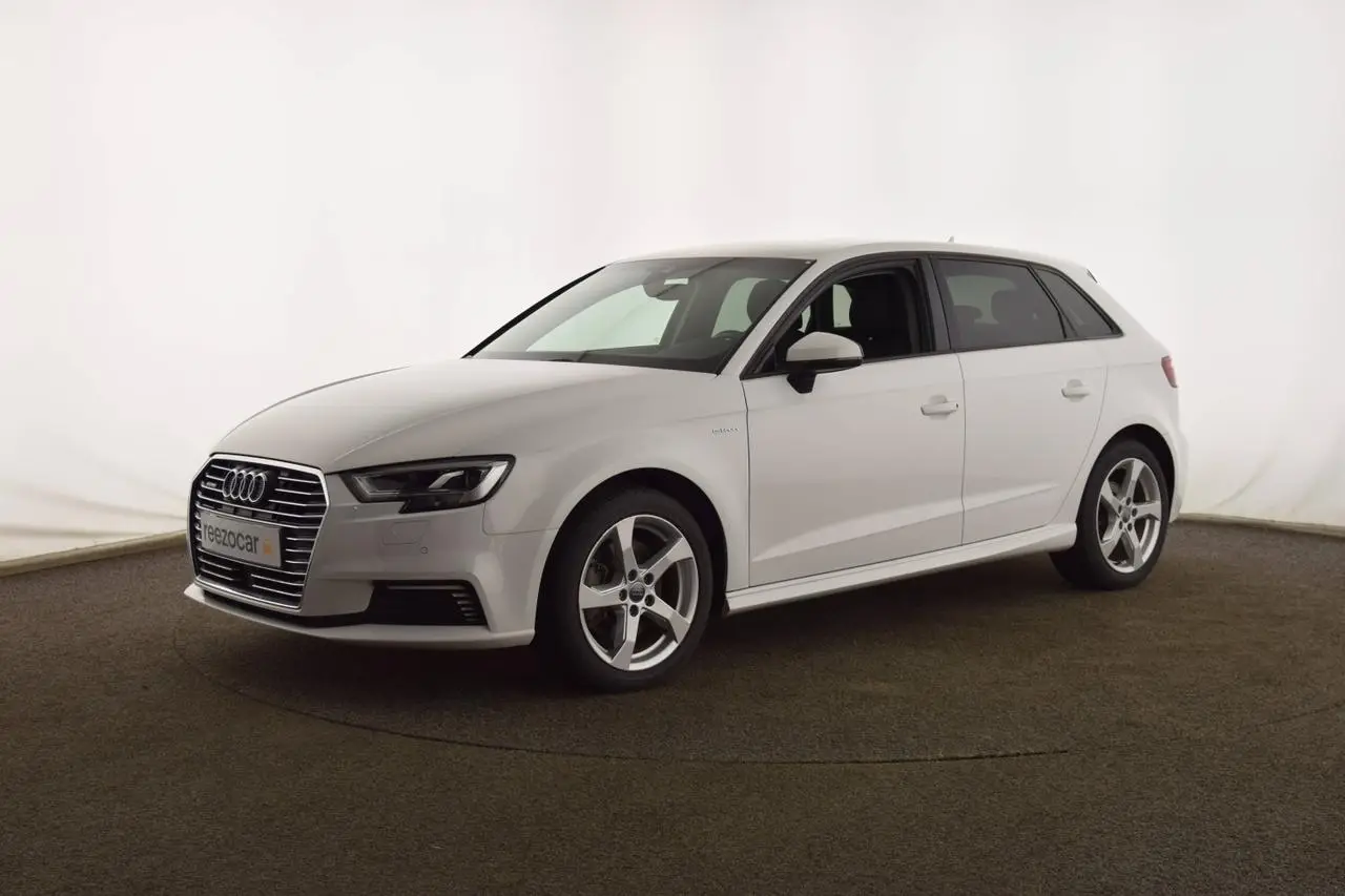 AUDI A3 Sportback 1.4 TFSI e-tron 204 S tronic 6 S Line