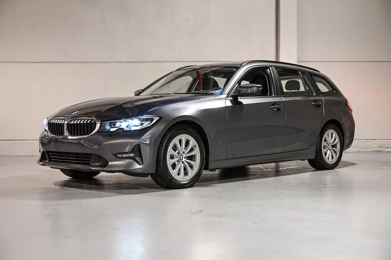 BMW SERIE 3 Touring 320d xDrive 190 ch BVA8 Business Design