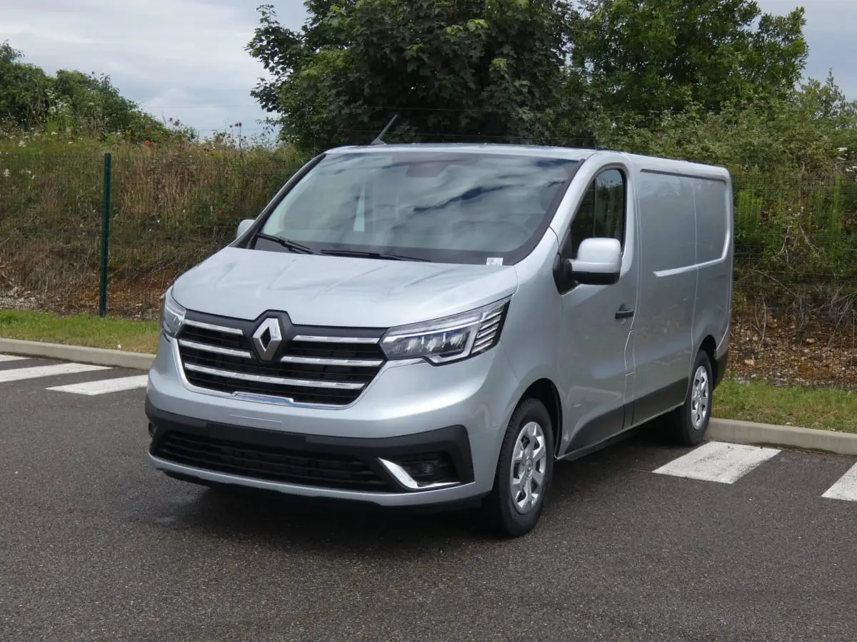 Photo 1 : Renault Trafic 2024 Diesel