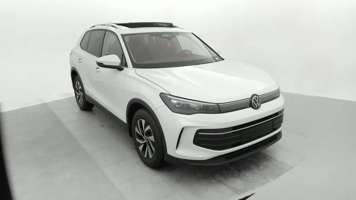 Photo 1 : Volkswagen Tiguan 2024 Hybrid