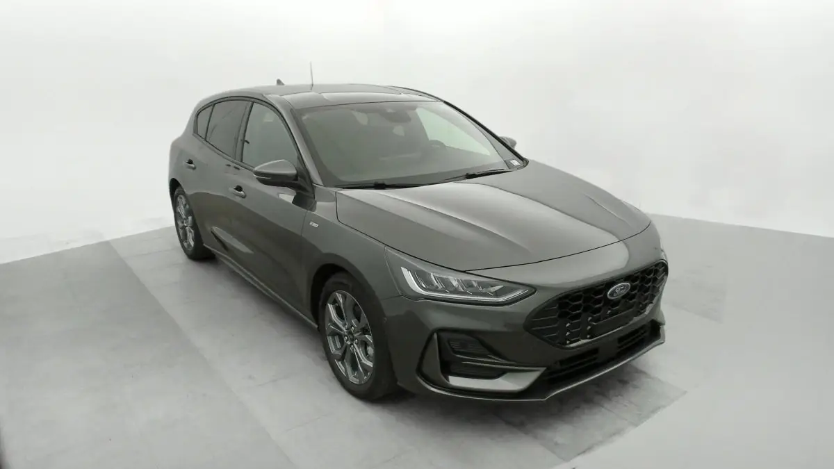 Photo 1 : Ford Focus 2024 Hybride