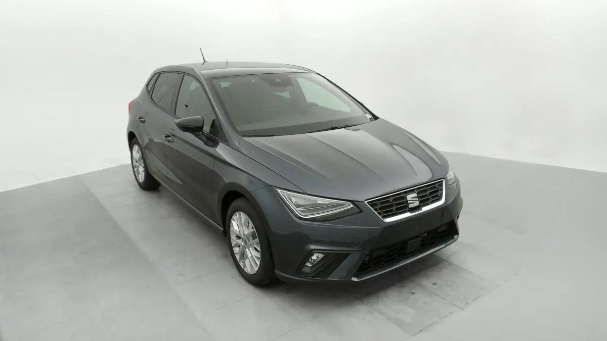 Photo 1 : Seat Ibiza 2024 Petrol