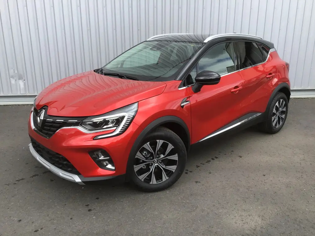 Photo 1 : Renault Captur 2024 Essence