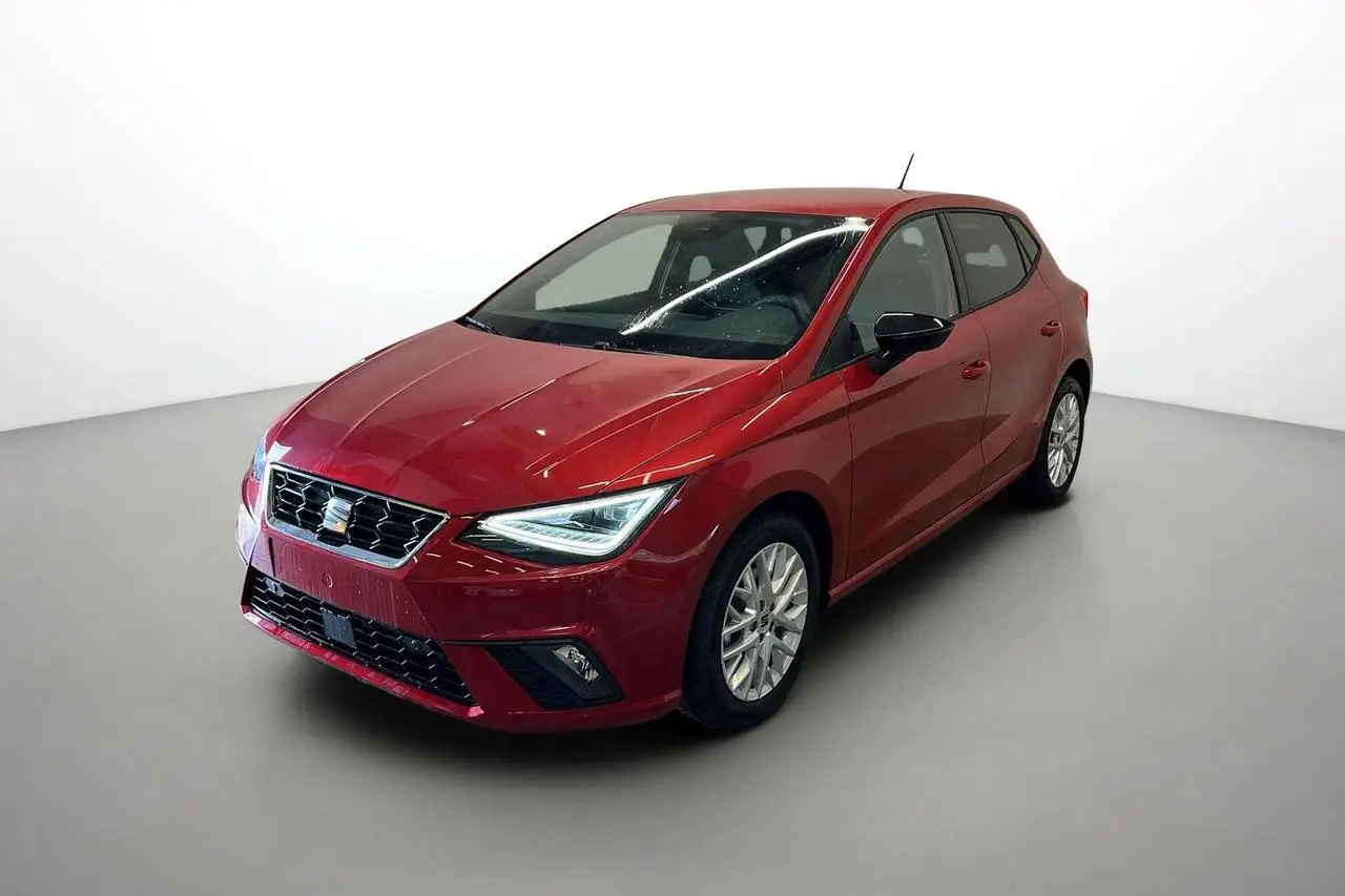 Photo 1 : Seat Ibiza 2024 Essence